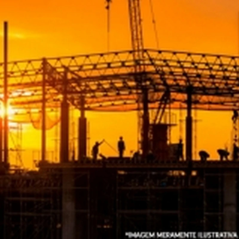 construção de estrutura metálica de posto de gasolina